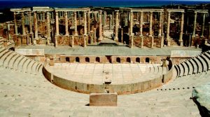 Vue du théâtre romain de Leptis Magna, Libye.